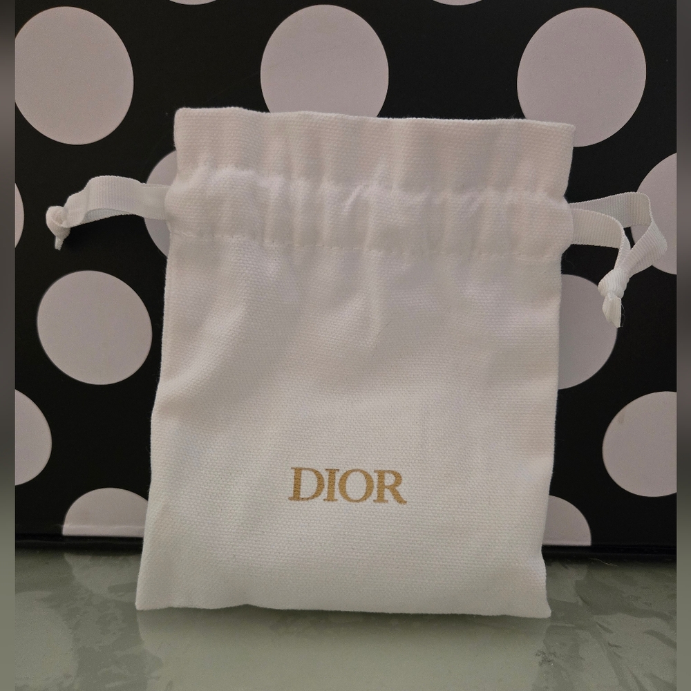 ✨️Dior Pouch✨️
